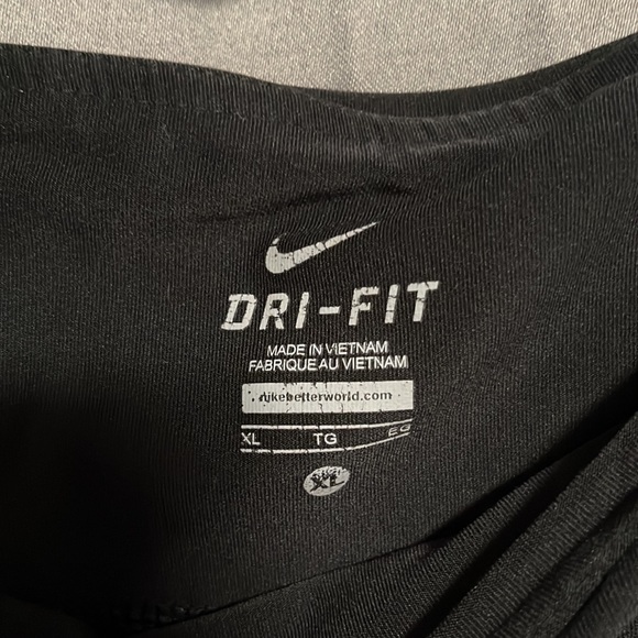 Nike Dri-Fit XL Black Wide Leg Capri - Picture 4 of 7